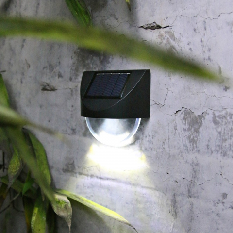 Iluminat solar pentru interior și exterior - Aplica-Solara-1LED-Alb-Rece