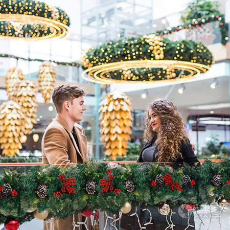 Festive - Ghirlanda decorativa Craciun cu funde rosii si conuri de brad,  2,70 m, Verde