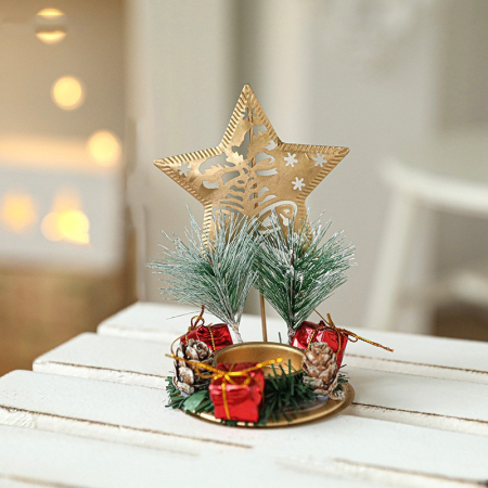 Festive - Suport Decorativ pentru Lumanare de Craciun, Ornament pentru Lumanare pe Masa, Model Stea cu Clopotei si Crengute de Brad, din Art Metal, fara Lumanare 13 x 8.3 cm, Auriu