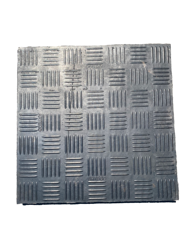 Raw rubber pavers with textile insert [2]