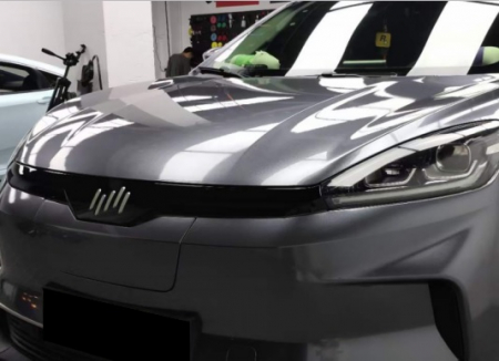 Gri - Blackstone Charcoal