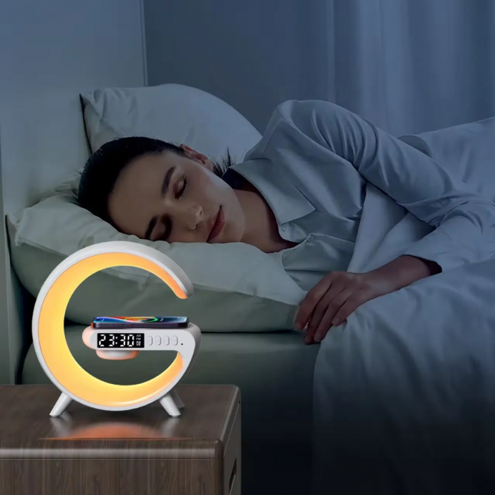 Boxa Portabila Bluetooth 4 in 1 cu Lampa RGB, Incarcare Wireless Telefon, Radio [5]