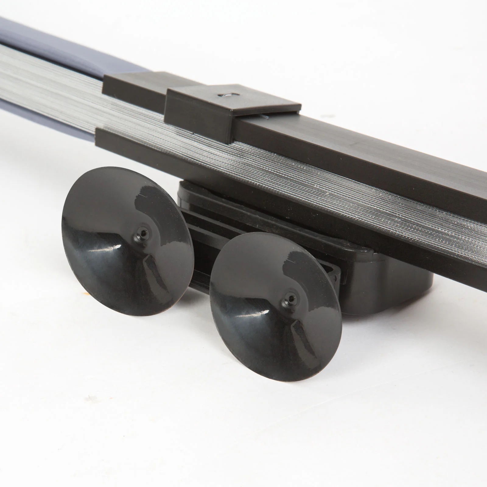 Copertina parasolar auto retractabil impotriva razelor UV, fixare prin ventuze, pentru parbriz sau luneta [8]