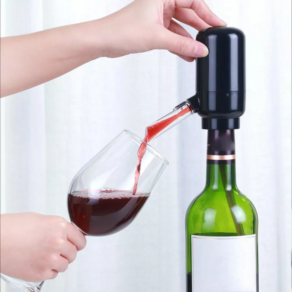 Dozator Electric de Vin, cu Aerator si Dispenser Automat, Decantare Vin, Iluminare LED, Buton ON OFF, Alimentare pe Baterii, Tub 30 cm, 10.5 x 5 cm [3]