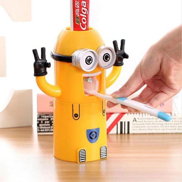 Dozator pasta de dinti cu suport pentru 2 periute, model Minions, pentru copii [3]