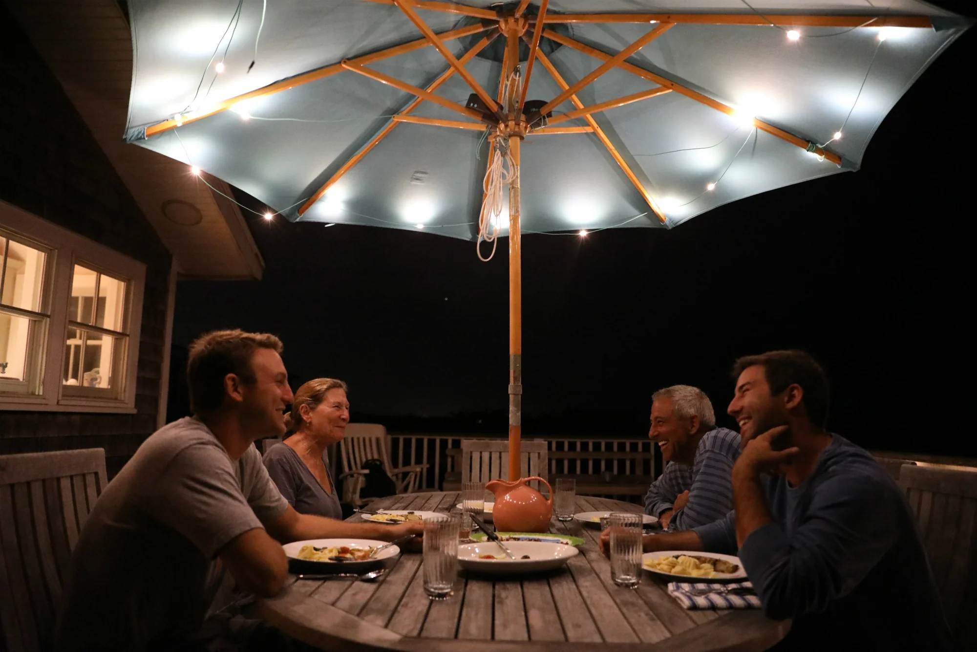 Ghirlanda solara pentru camping cu 10 beculete led, lanterna si functie de baterie externa [15]