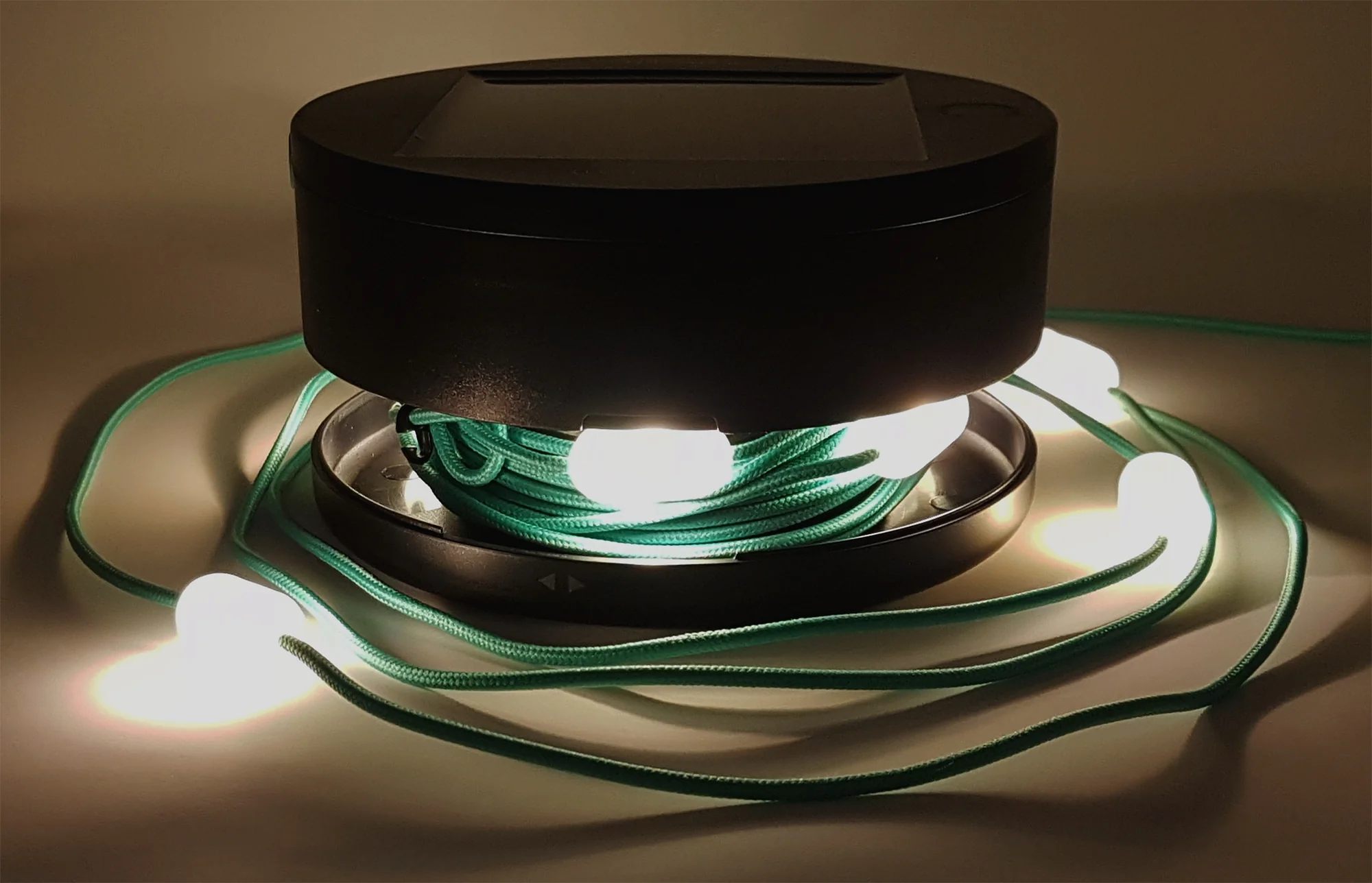 Ghirlanda solara pentru camping cu 10 beculete led, lanterna si functie de baterie externa [2]