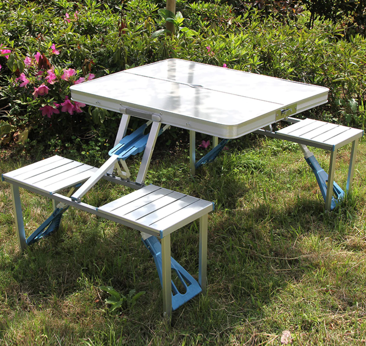 Masa pliabila cu 2 banci picnic tip geamantan din aluminiu [6]