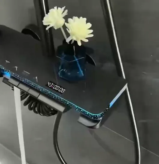 Coloana de Dus Smart cu LED si Termostat, 4 Moduri, Butoane de Selectie, Sistem Ploaie, Finisaj Negru cu Gri [11]