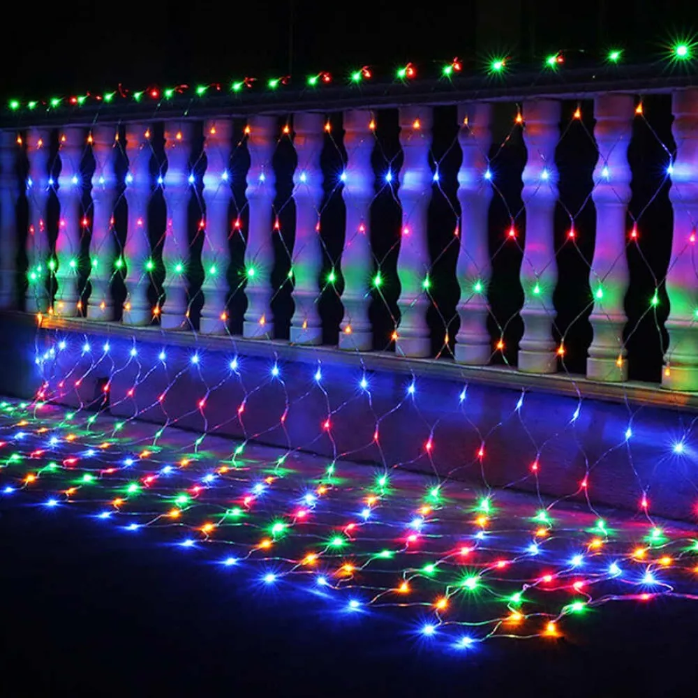 DECORATIUNI CRACIUN - Instalatie de Craciun Tip Plasa Multicolora, Fir Transparent 1.5x1.5m