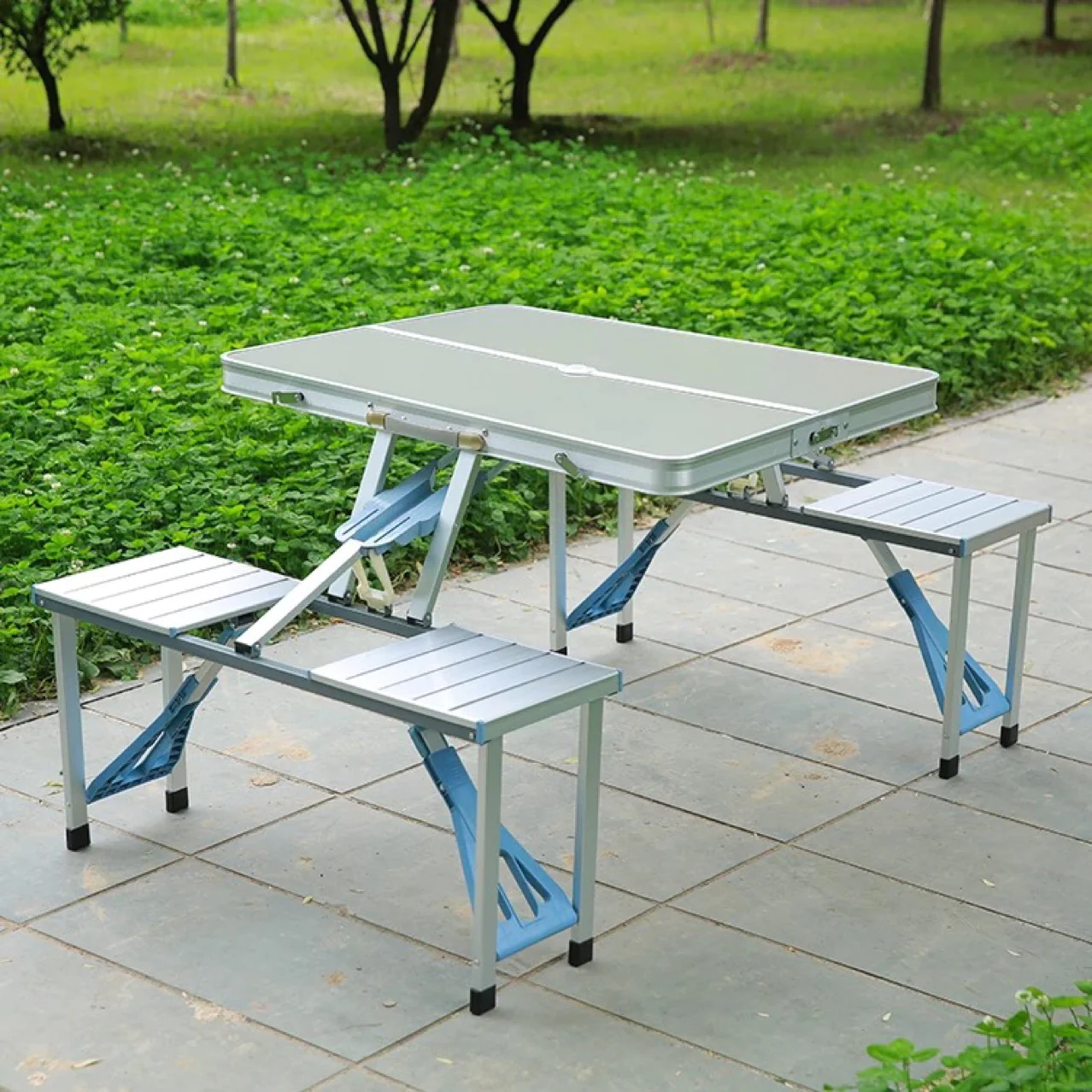 TOATE PRODUSELE - Masa pliabila cu 2 banci picnic tip geamantan din aluminiu