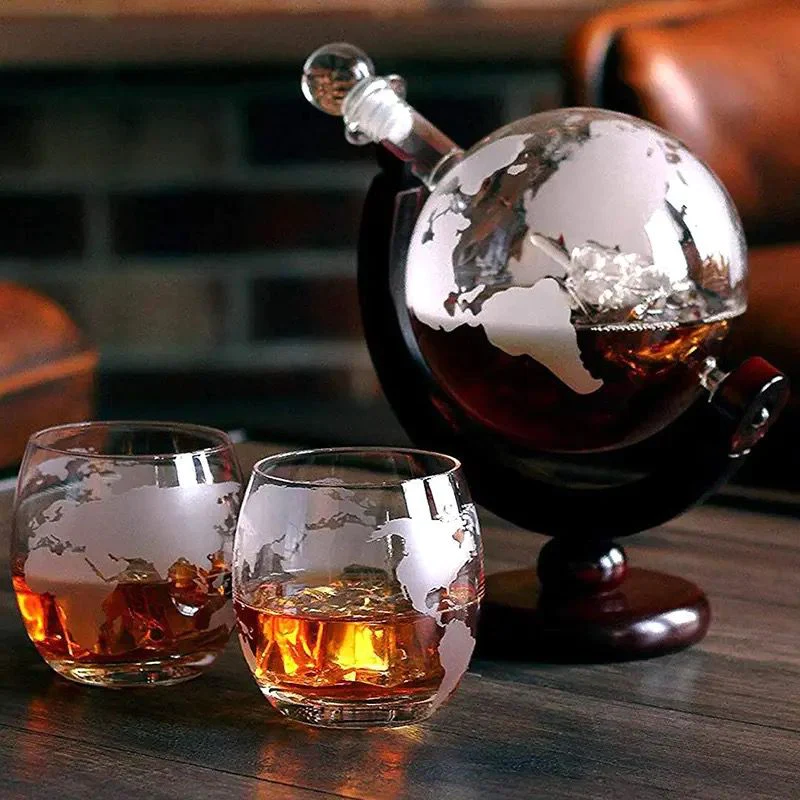 Set decantor The Earth, design glob pamantesc, 2 pahare cu imprimeu modern, 850 ml, Premium