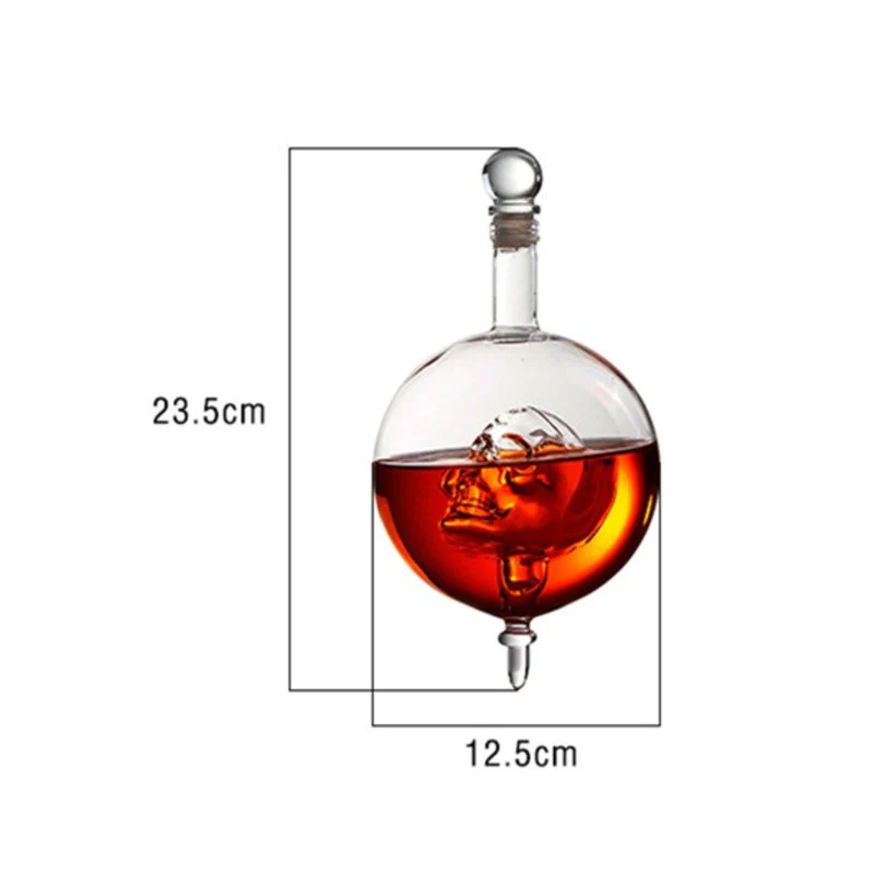 Set pentru Cognac, Whiskey, Sticla-decantor model Cap de Mort si 2 pahare [4]