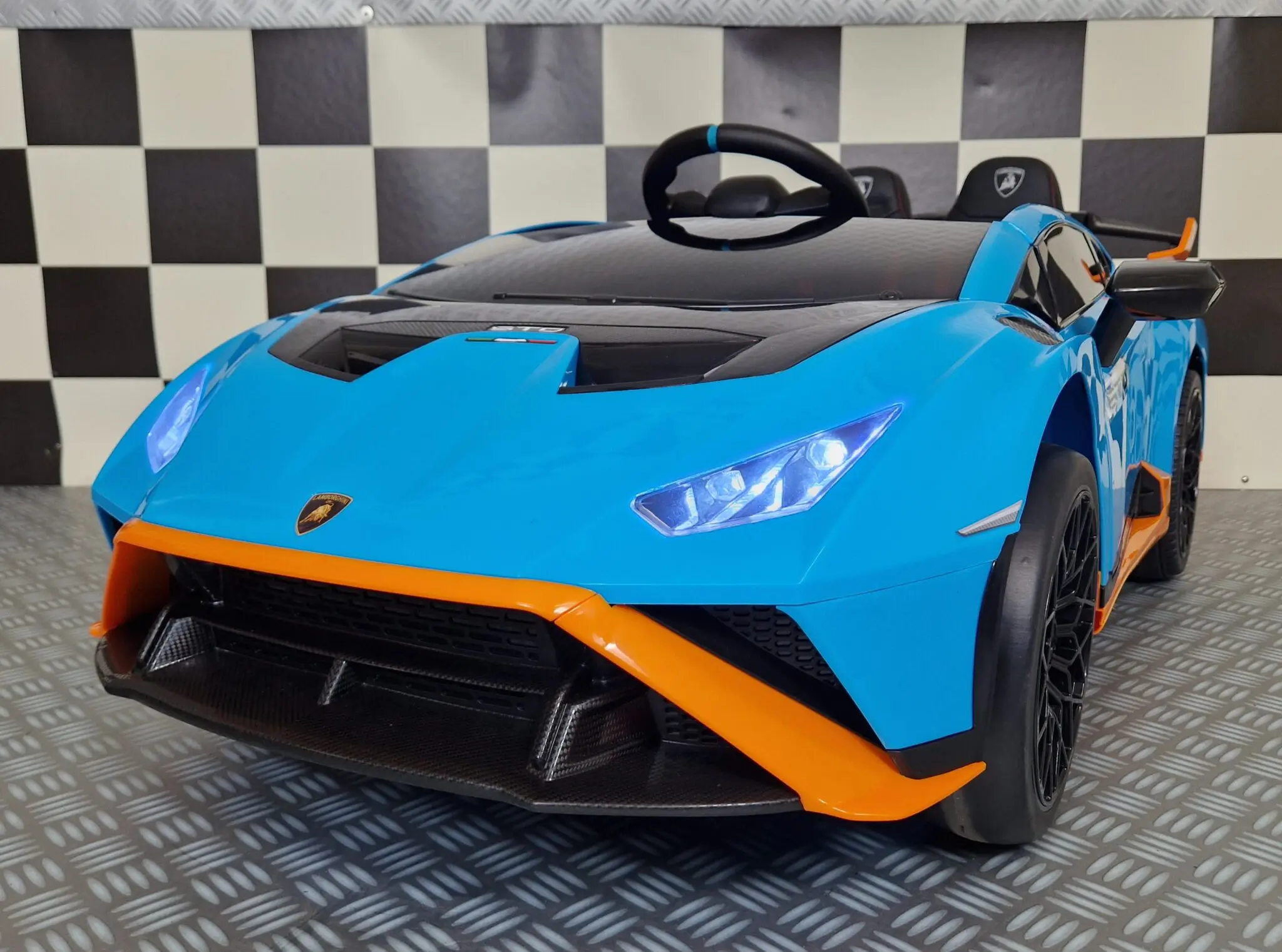 Mașinuță Electrică Copii Lamborghini Huracan STO 12V, Funcție Drift, Telecomandă 2.4G, Bluetooth, USB, Șa Piele, 3-5 ani [6]