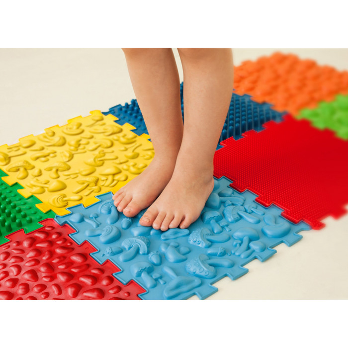 Covoraș ortopedic Puzzle „Mix” 8 elemente – joacă sănătoasă și reflexoterapie pentru toată familia [1]