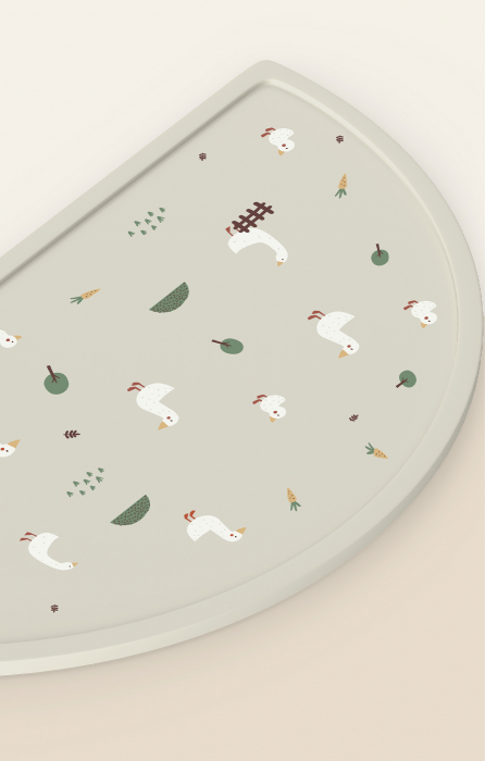 Covoras pentru diversificare, Din silicon, Fara BPA, forma semicirculară 45,5 cm și 23 cm, Goose Family [3]