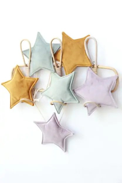 Ghirlanda decor din catifea, decoratiune pentru camera copilului - Velvet lila, menta si galben mustar [3]