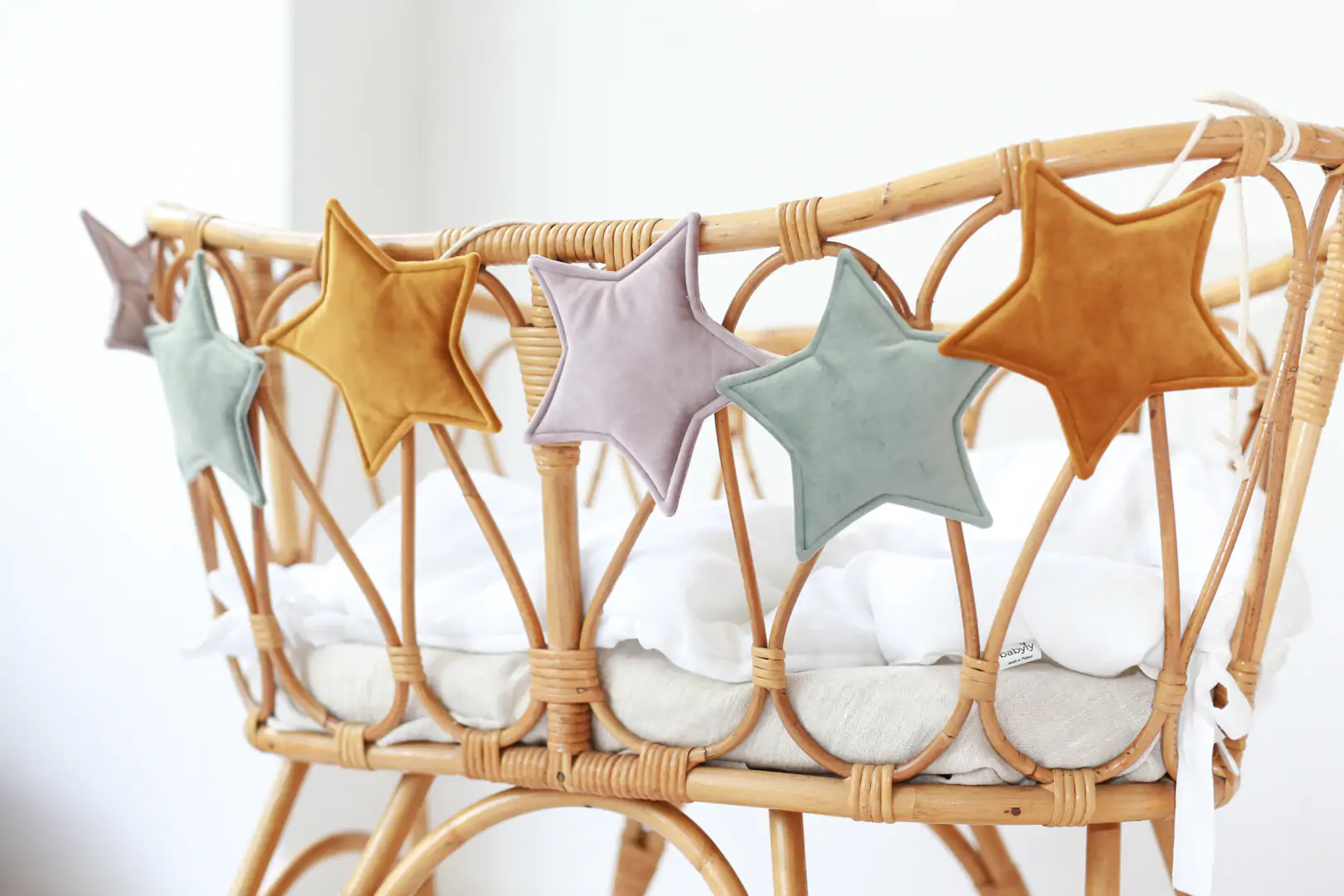 Ghirlanda decor din catifea, decoratiune pentru camera copilului - Velvet lila, menta si galben mustar [5]