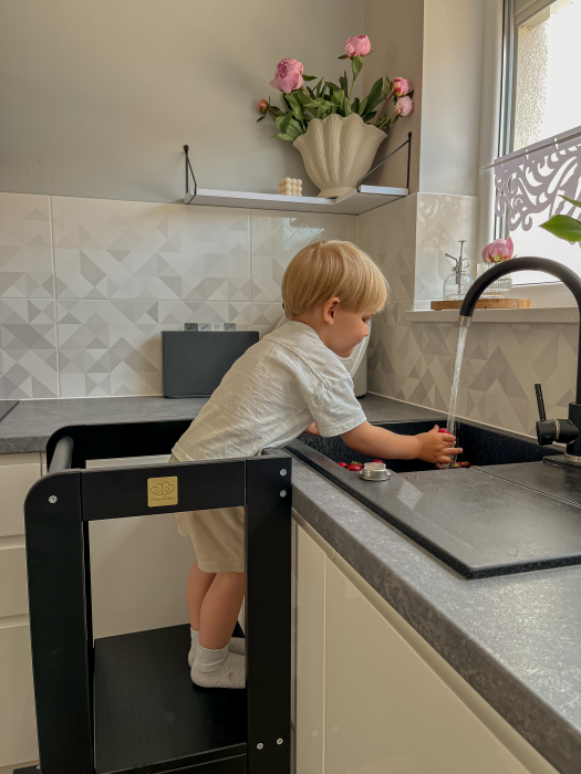 Inaltator Learning Tower Ajustabil, Ajutor de bucatarie MeowBaby®, lemn Negru [11]