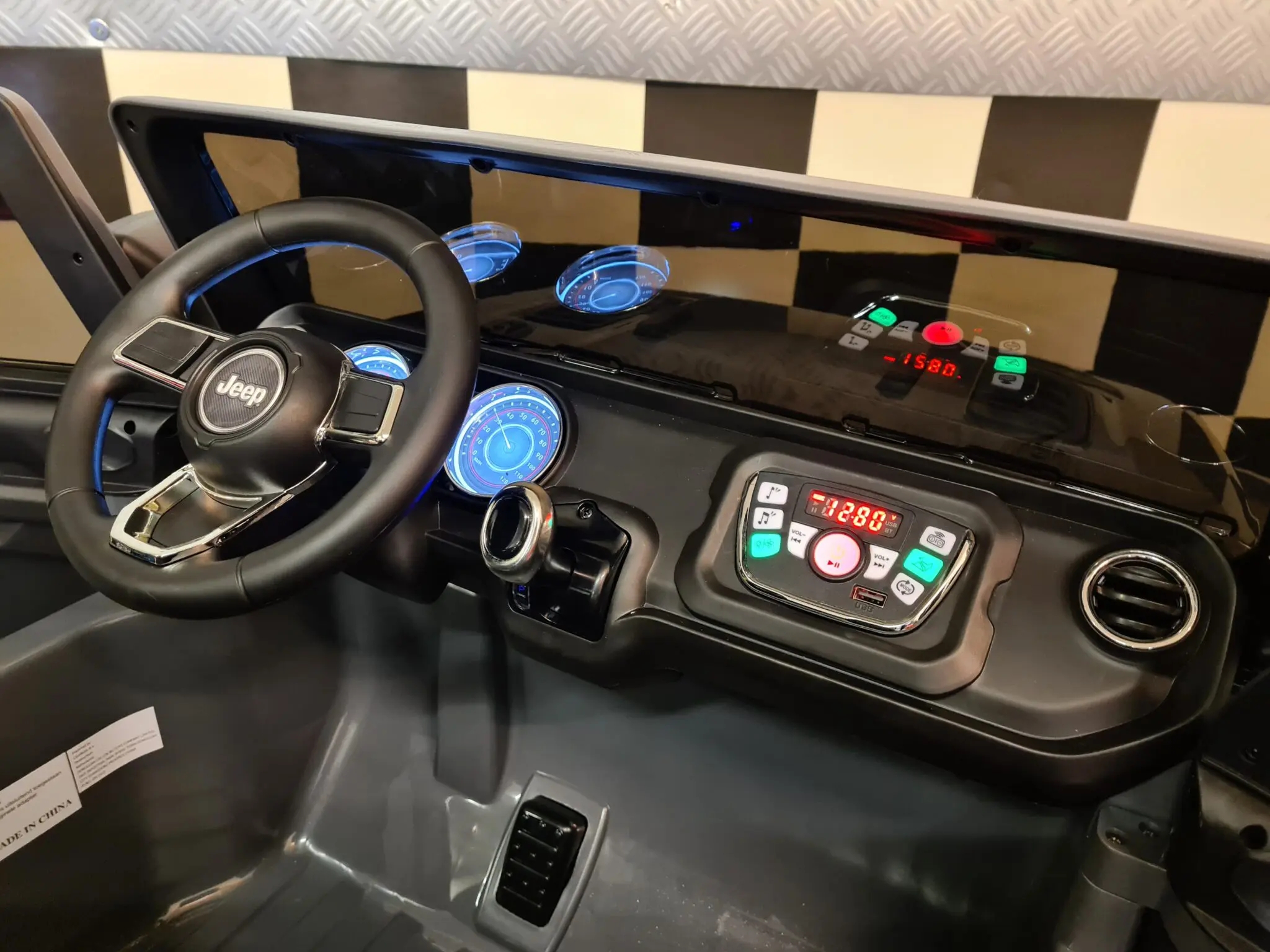 Jeep Electric pentru Copii Gladiator Rubicon 12V Gri, Licență Oficială Jeep – 2 Locuri, Uși Funcționale [10]