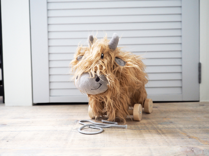 Little Bird Told Me - Hubert Highland Cow Pull Along Toy cu roți detașabile, pentru copii [5]