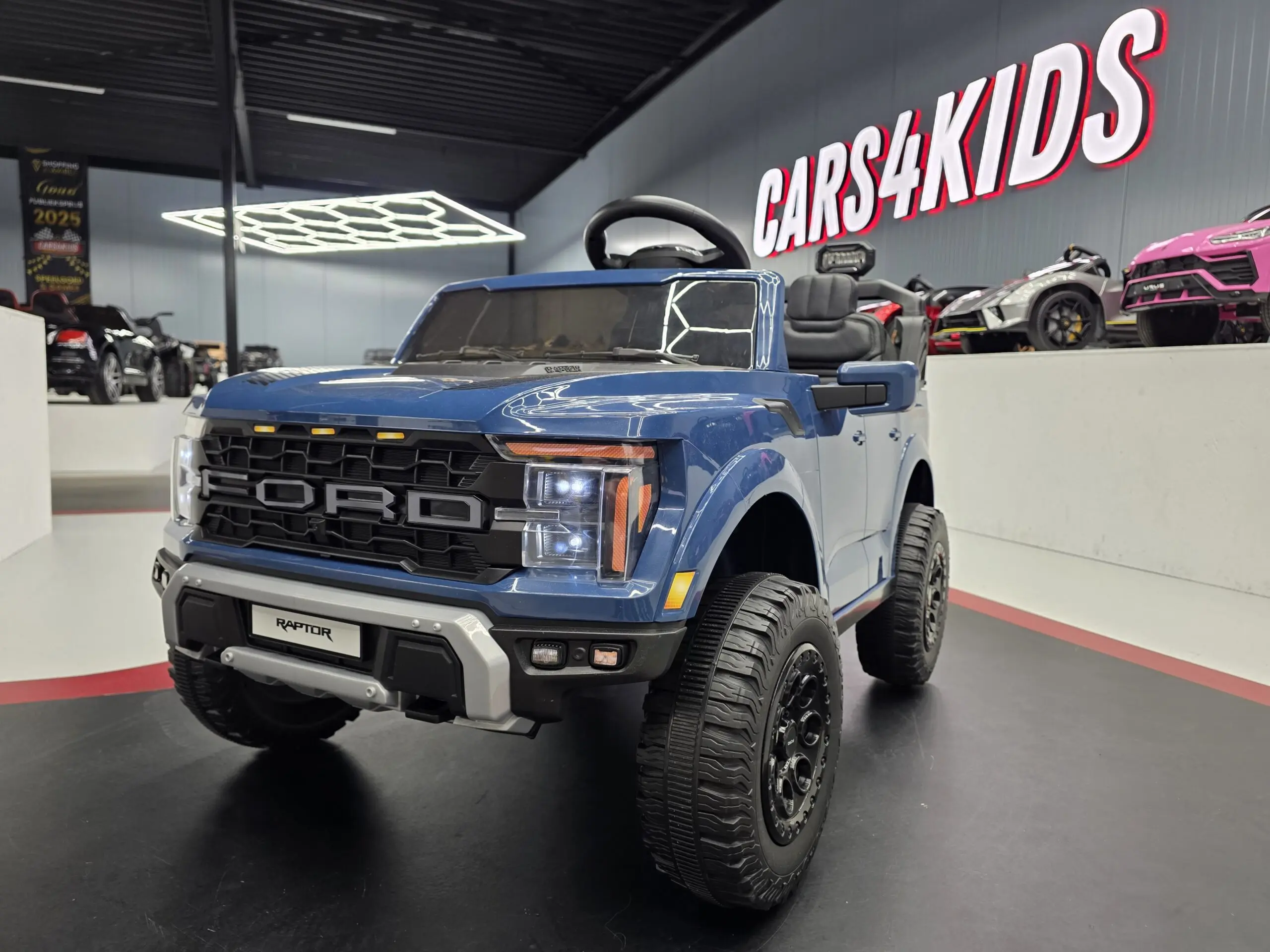Mașină electrică Ford Raptor 24V Albastru, 2 Locuri, licență oficială – Telecomandă 2.4G, Scaun Piele [2]