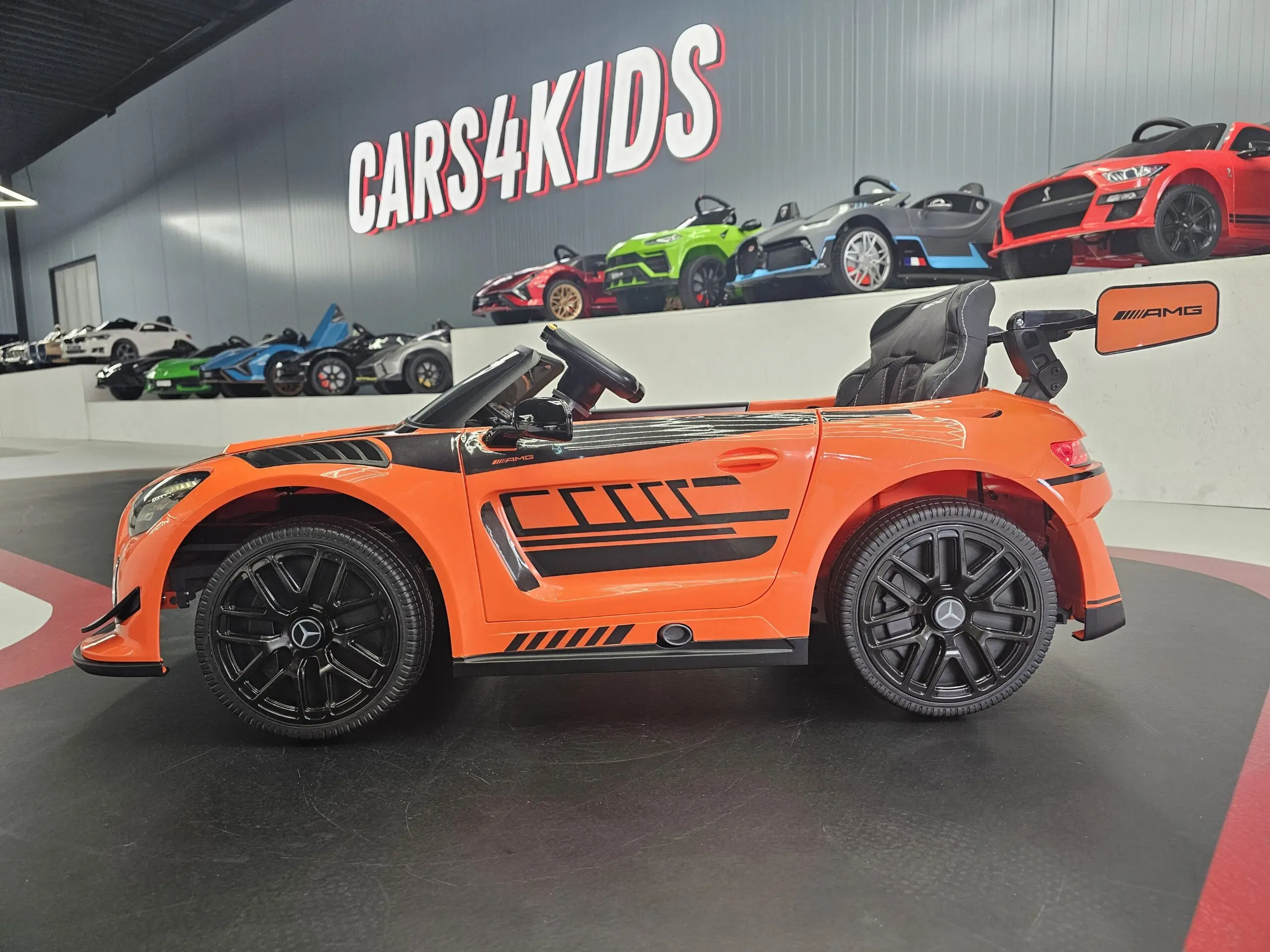 Mașină electrică Mercedes GT3 AMG 12V Portocaliu, Licență Oficială – Telecomandă 2.4G, Scaun Piele [5]