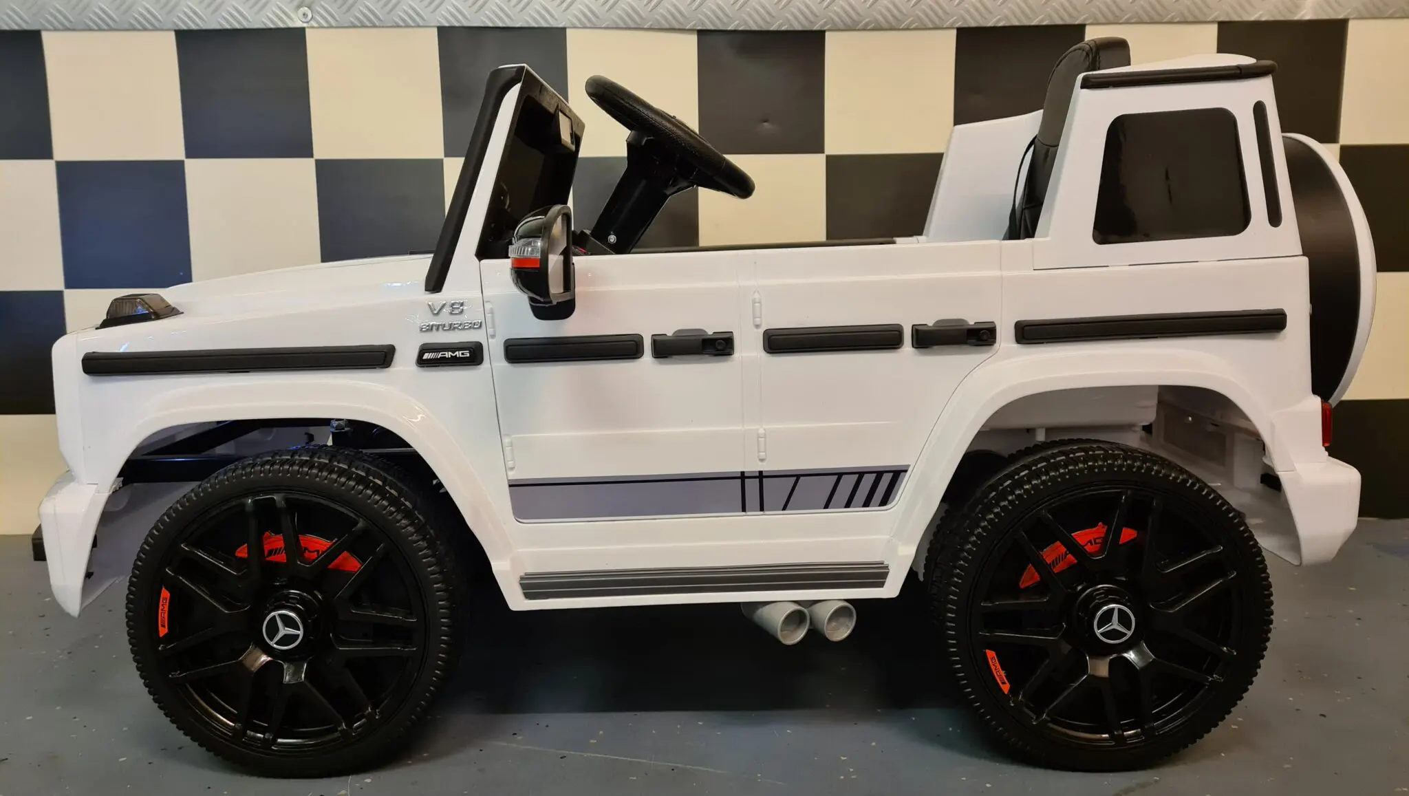 Mașină Electrică pentru Copii Mercedes-Benz G63 AMG 12V Alb Perlat – 4 Motoare, Telecomandă 2.4G, Roți Cauciuc, Scaun Piele | 3 Ani+ [6]