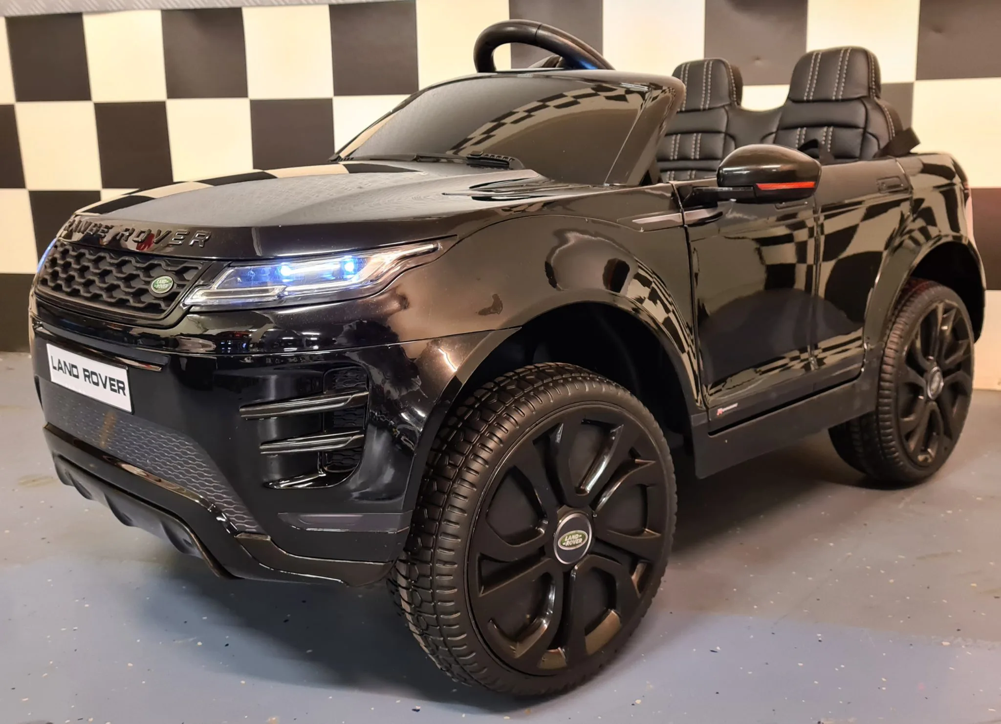 Mașină electrică Range Rover Evoque 4×4 12V Negru Metalic – Telecomandă 2.4G, 4 Motoare, Scaun Piele [4]