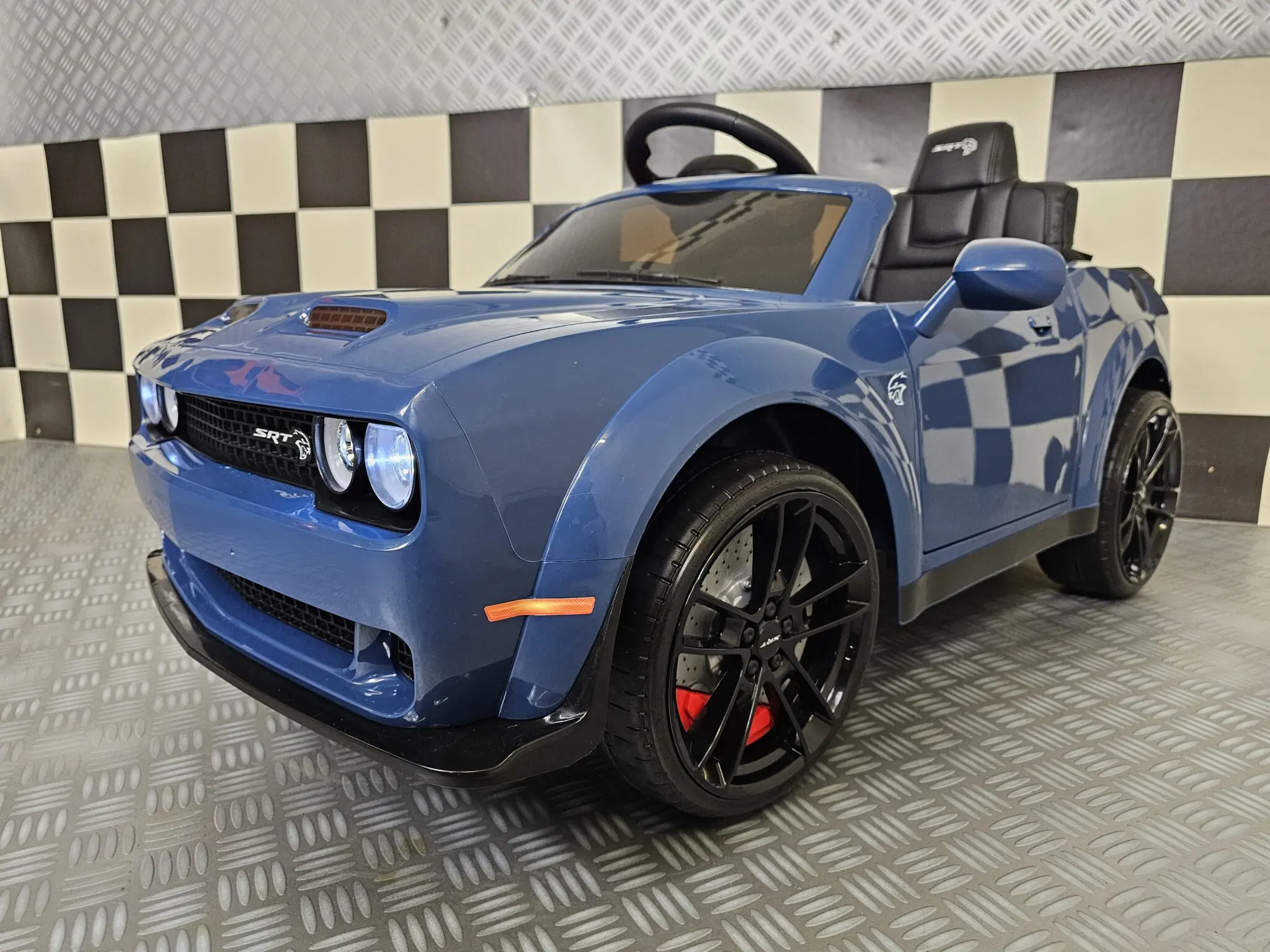 Mașinuță Electrică Copii Dodge Charger SRT 12V, Telecomandă, Bluetooth, Șa Piele, Suspensie, 3-5 ani [5]