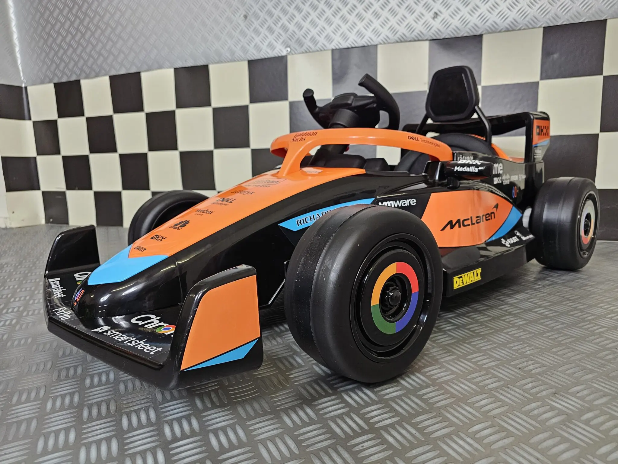 Mașinuță Electrică McLaren Formula 1 12V Portocaliu – Licență Oficială McLaren, Bluetooth, Telecomandă 2.4G, Scaun Piele | 3-5 Ani, Max. 30 kg [4]