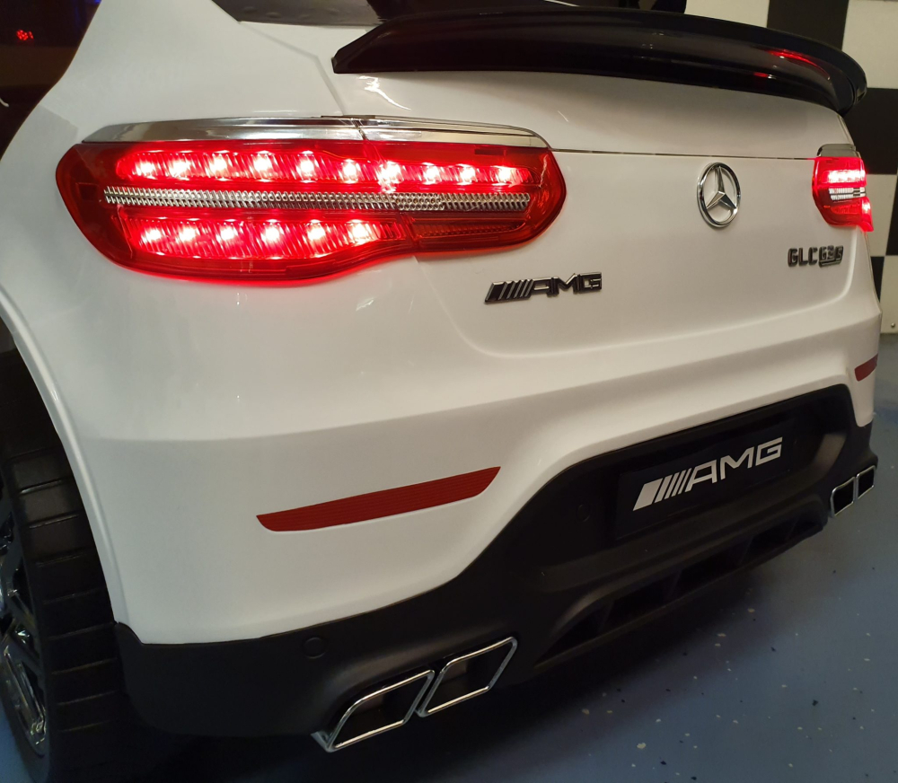 Mașinuță Electrică pentru Copii Mercedes-Benz GLC 63 AMG 12V Alb – 4 Motoare, Suspensii, Bluetooth, Telecomandă 2.4G | 3 Ani+, Max. 30 kg [9]