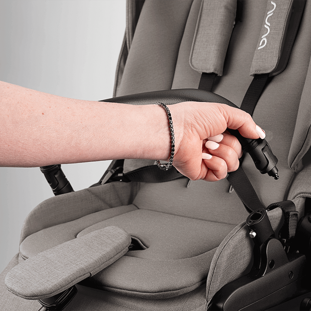 Nuna - Carucior cu roti pivotante 360° SWIV Granite [9]