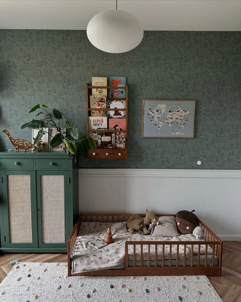 Pat din lemn masiv pentru Junior Monty Montessori Vintage 160×80 cm [3]