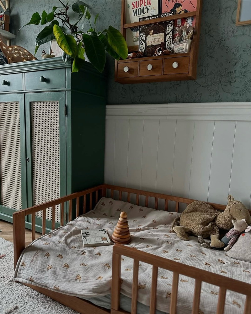 Pat din lemn masiv pentru Junior Monty Montessori Vintage 160×80 cm [4]