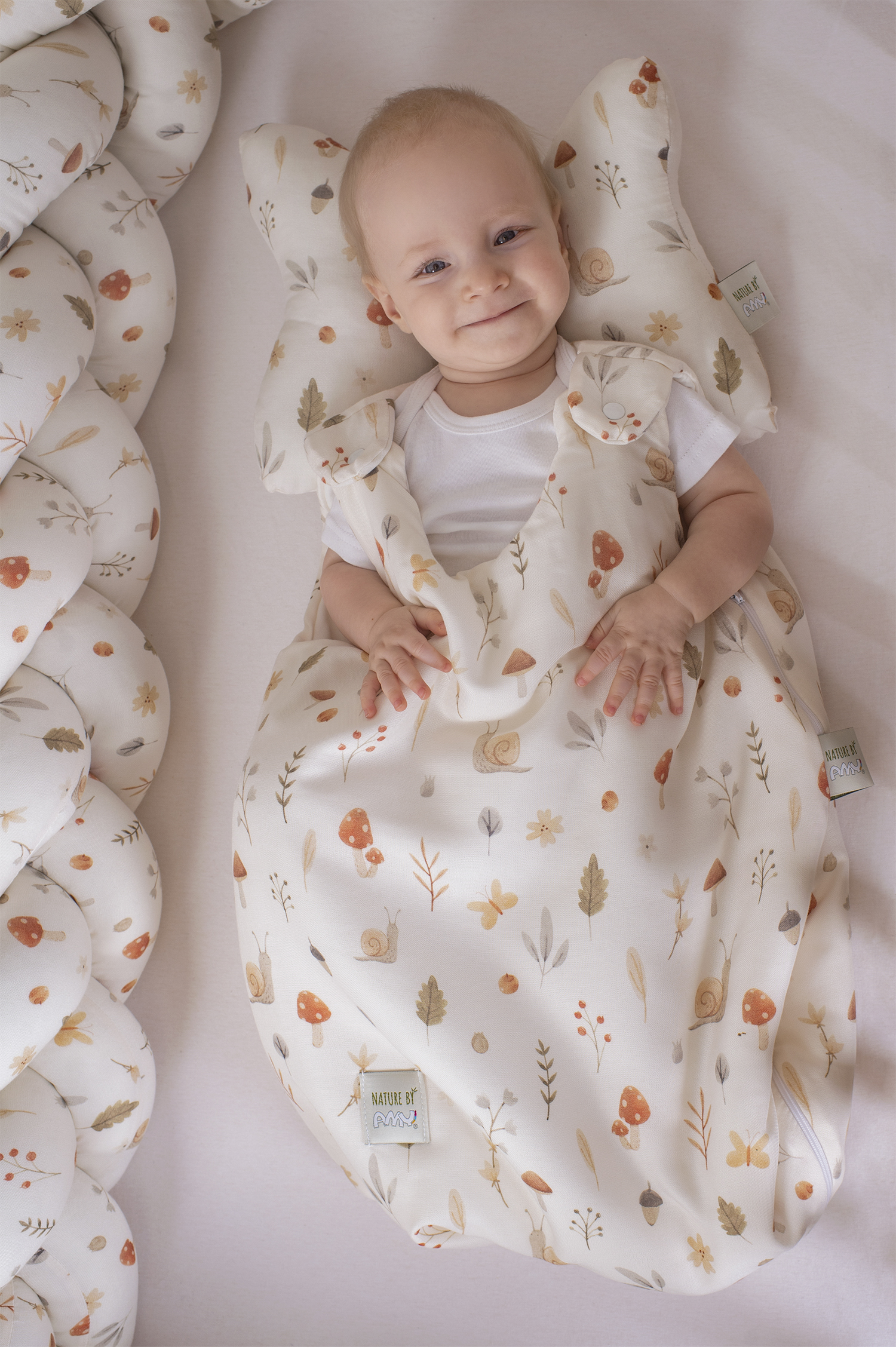Perna pentru gravide si alaptare, husa detasabila din bumbac 100% si umplutura antialergică BabySoft®, Comori din natura, Amy [2]