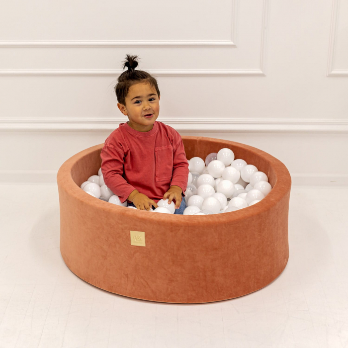 Piscina uscata cu 200 de bile (Alb, Bej, Auriu, Transparent) MeowBaby®, 90x30 cm, Catifea Rosu Marsala [9]