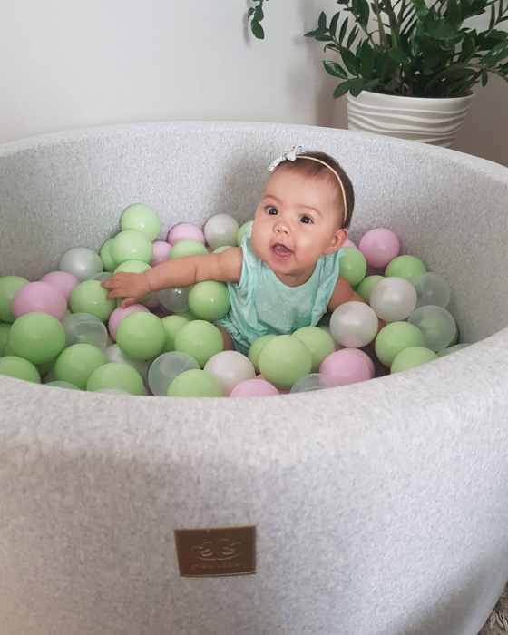 Piscina uscata cu 250 de bile (Verde, Transparent, Alb perlat, Roz pastel) MeowBaby®, Spring, 90x30 cm, Gri deschis [4]
