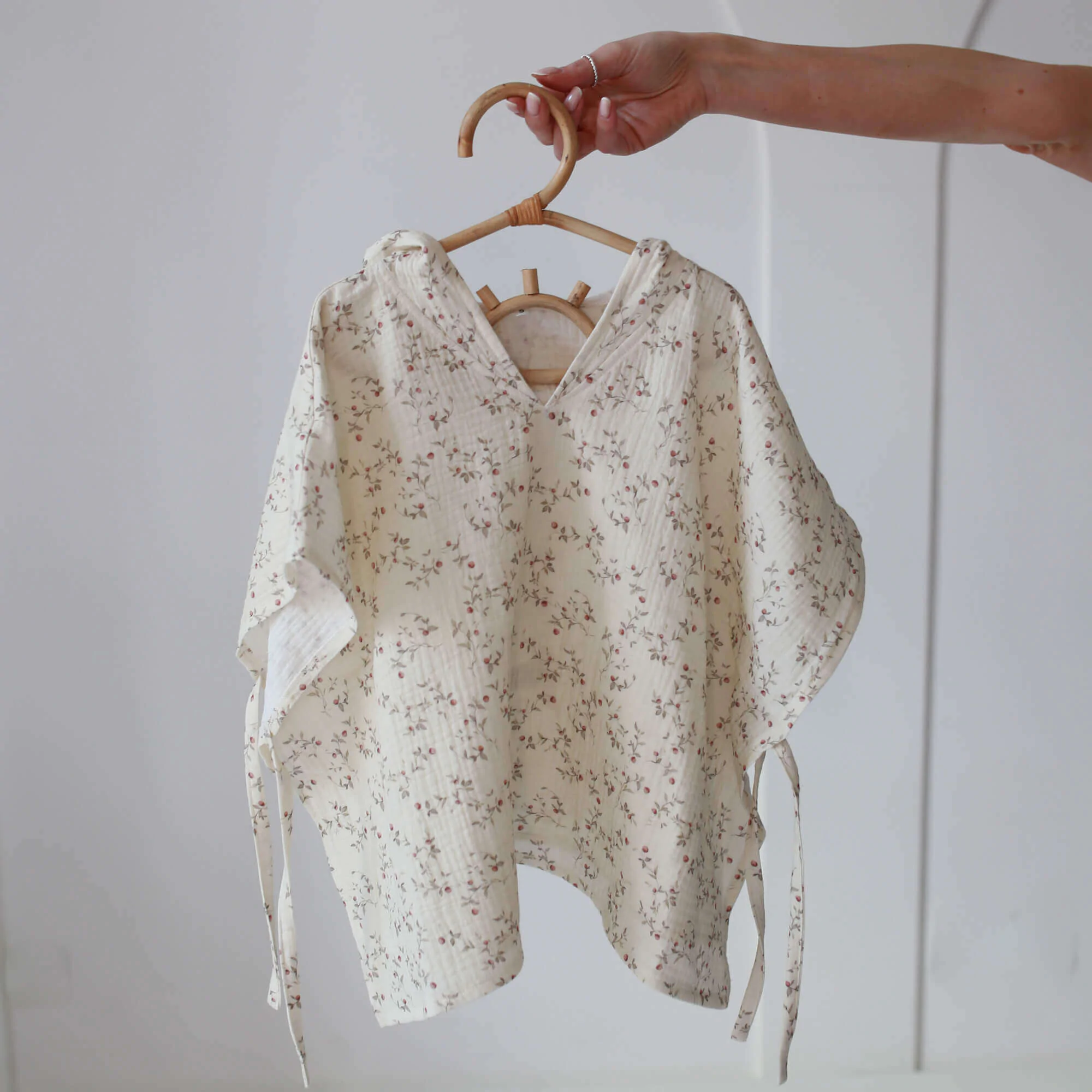 Prosop din bumbac muselina cu gluga pentru copii, Poncho,  Twiggy Dream, S 2-3 ani [1]