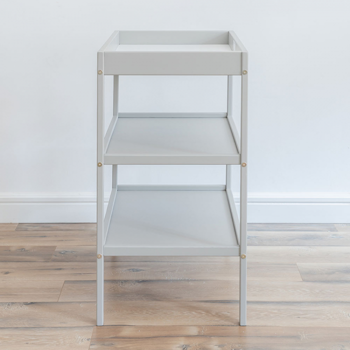 Masa infasat pentru bebelusi, lemn masiv, Gri 76 x 44 x 86 cm, Cu 2 Rafturi De Depozitare Inalte,inclus Saltea din spuma, husa detasabila bumbac, Woodies, 40 x 70 cm [3]