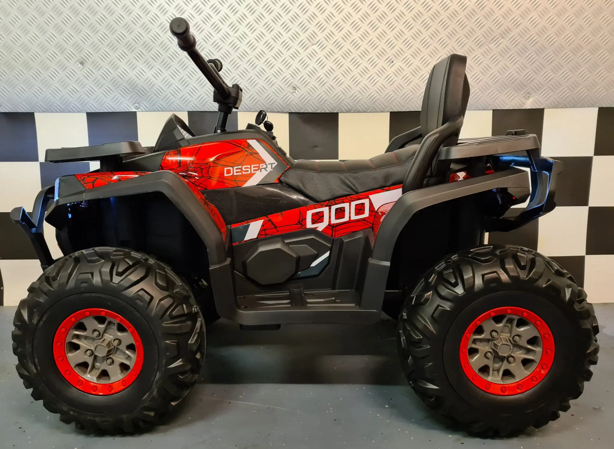 Quad Electric pentru Copii Spider Desert 12V Roșu – Design Pânză de Păianjen, Suspensii, Bluetooth, Acumulator 10Ah, Roți Cauciuc | 3 Ani+, Max. 30 kg [6]