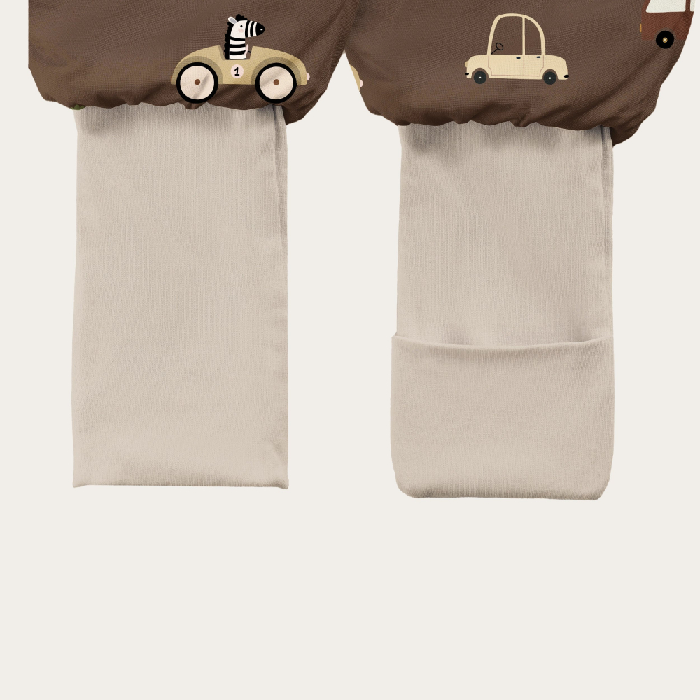 Sac de Dormit cu Picioare BabySteps® „Retro Auta" – Bumbac Premium, 1 TOG, Picioare Pliabile, Mașinuțe Retro | Mărimea S 86/92/98, 12-36 Luni [4]