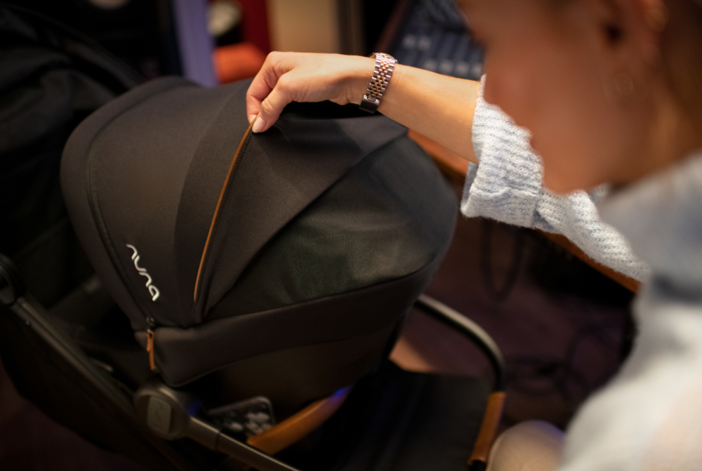 Scoica auto cu ISOFIX integrat PIPA urbn Granite, nastere - 75 cm, testata inclusiv la impact lateral, conform ECE R129 si testata ADAC [11]