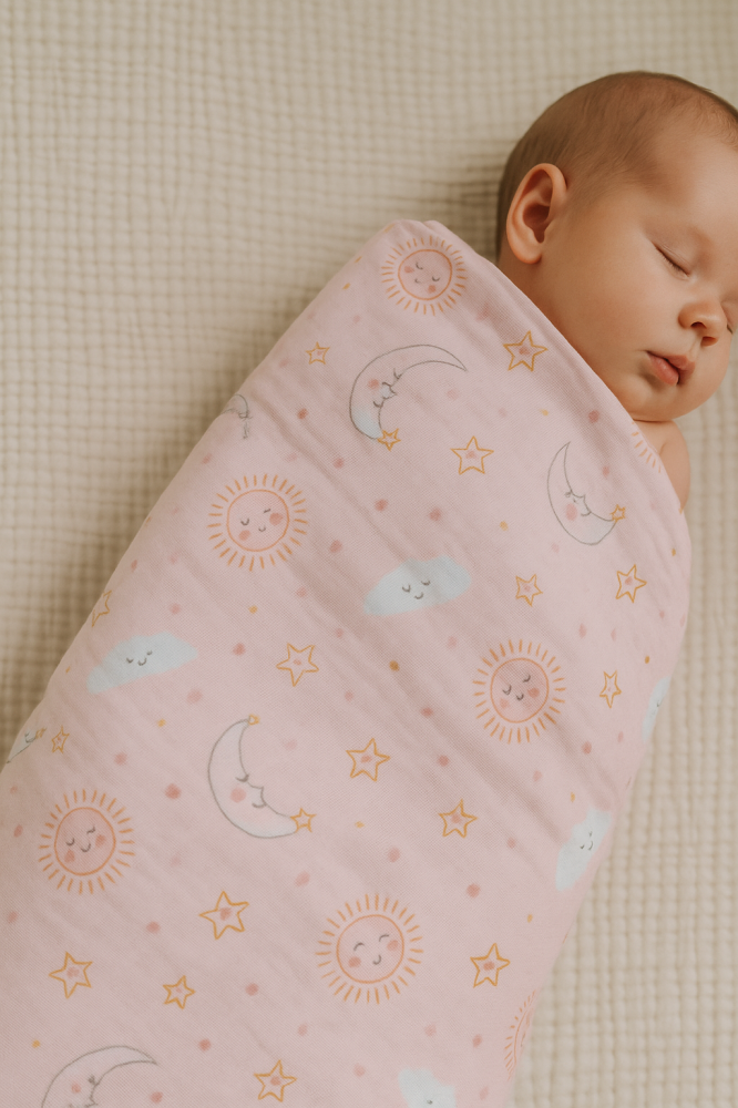 Set 2 scutece finet 100% bumbac pentru bebeluși – 70×80 cm – Happy Skies Rose / Moon & Stars [3]