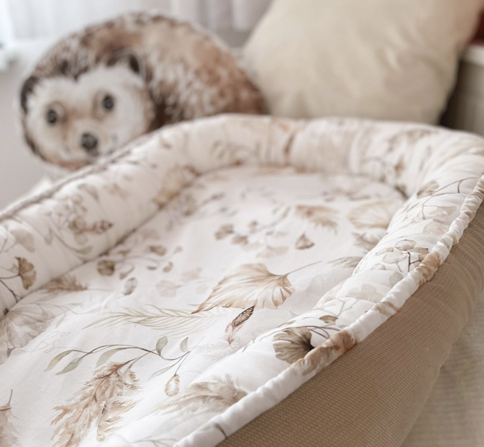 Suport de dormit Babynest Premium Bumbac si Catifea Goose Family - Vintage Beige by BabySteps, 89x56 cm [7]