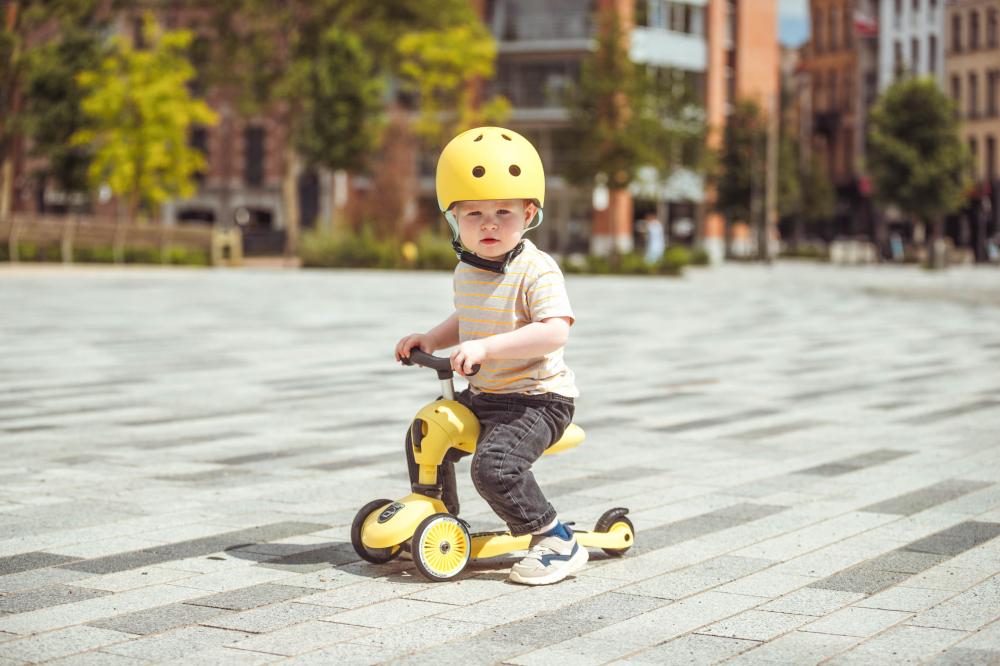 Trotineta copii cu sezut, transformabila 2in1, HighwayKick 1 Lemon, 1-5 ani, pana la 50 kg, Scoot & Ride [24]