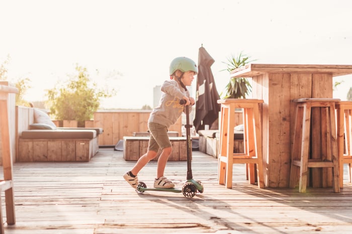 SCOOT AND RIDE - Trotineta HighwayKick 3 Pliabila, 3-6 ani, Forest, roti luminoase [11]