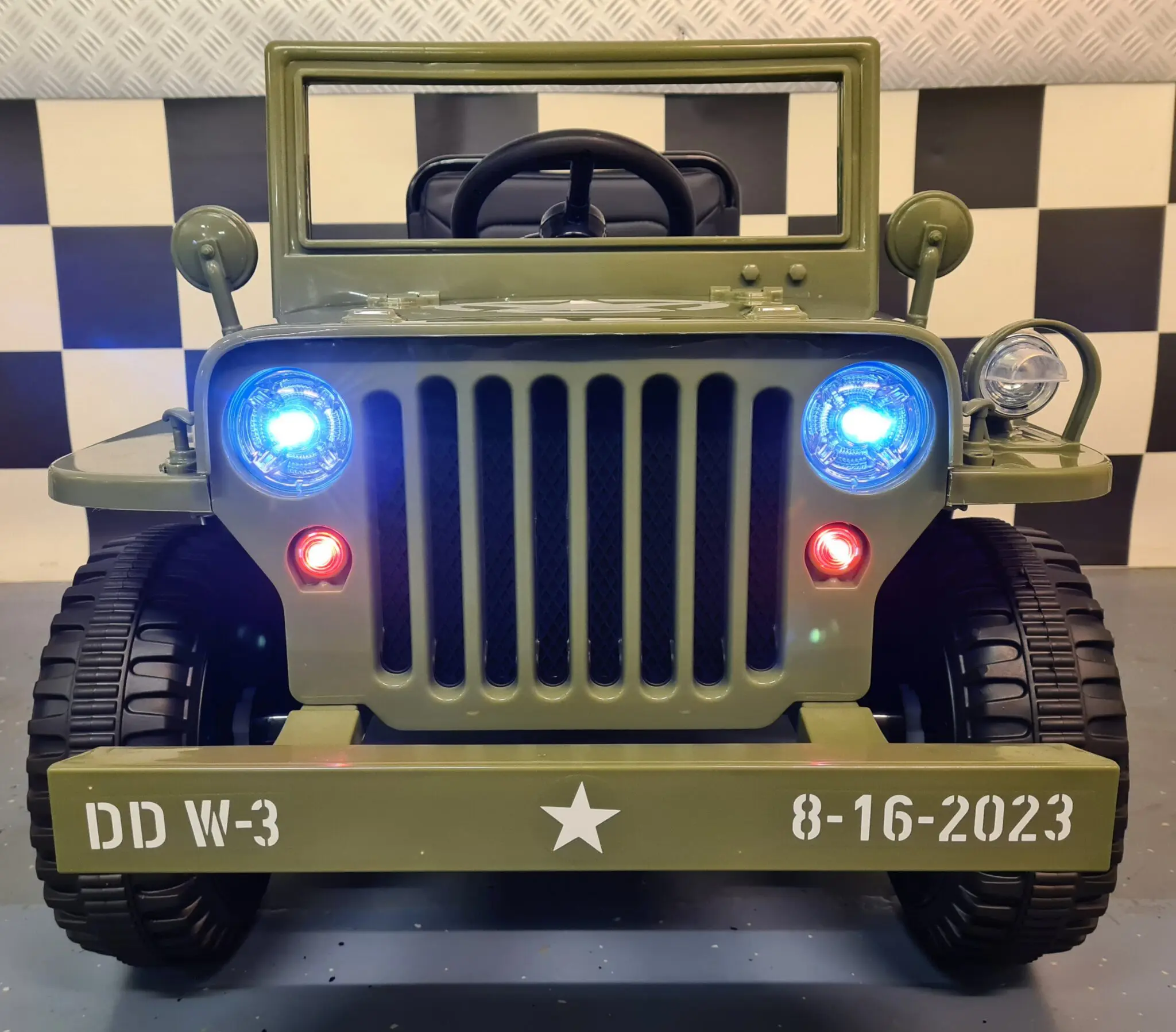Jeep Electric pentru Copii Willy 12V Verde Militar, Design Retro – Telecomandă 2.4G, 4 Motoare | 3-5 Ani [4]