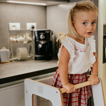 Turn de invatare ajustabil, Learning Tower, Ajutor de bucatarie MeowBaby® Scandi, Alb [9]