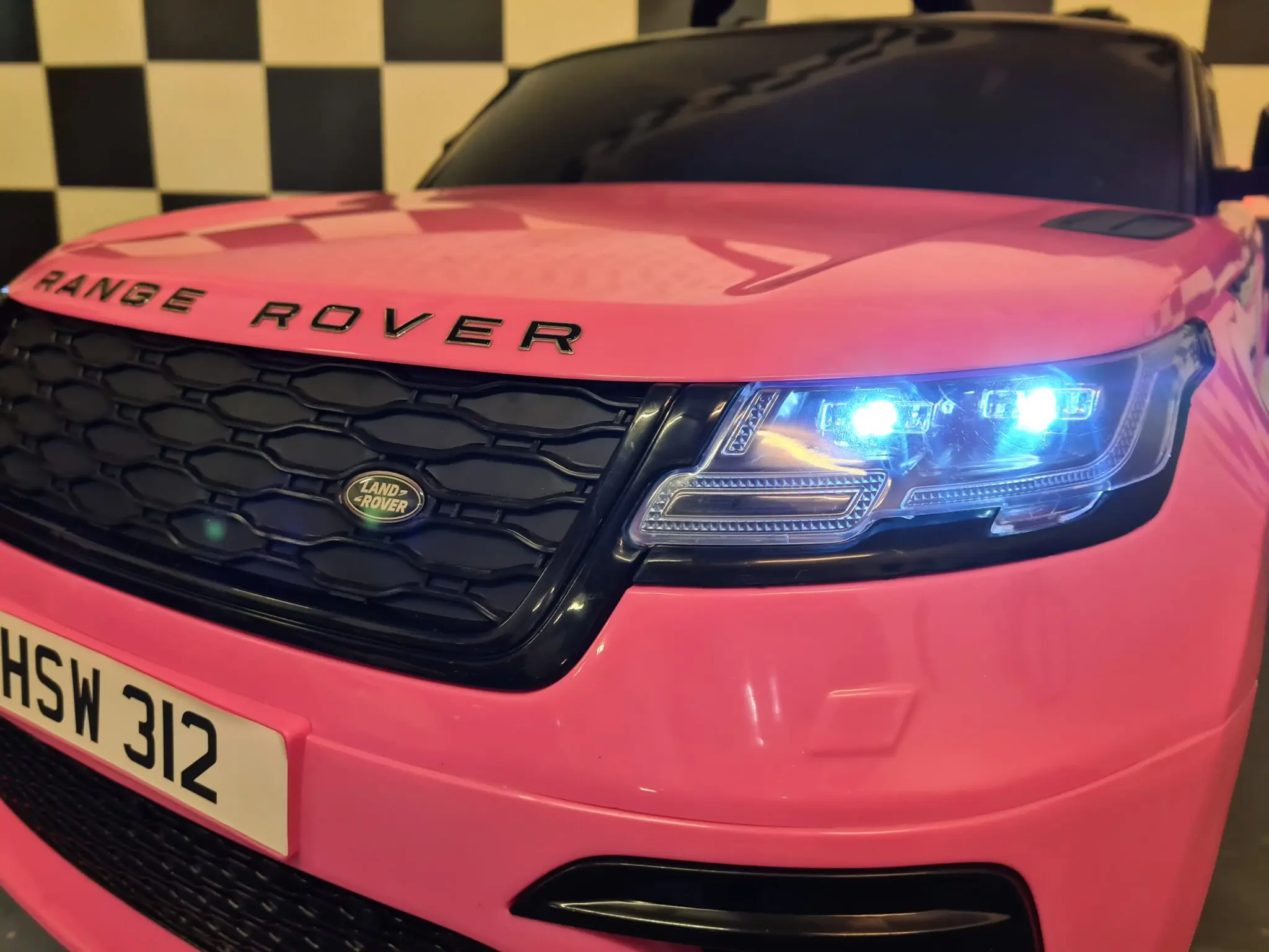 Mașinuță Electrică Copii Range Rover Velar 12V, Telecomandă 2.4G, Șa Piele, Centură 5 Puncte, Roz [5]